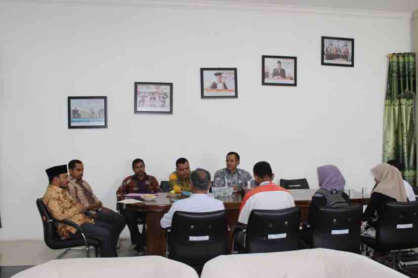 Penyerahan Bantuan Studi Oleh Rektor IAIN Lhokseumawe
