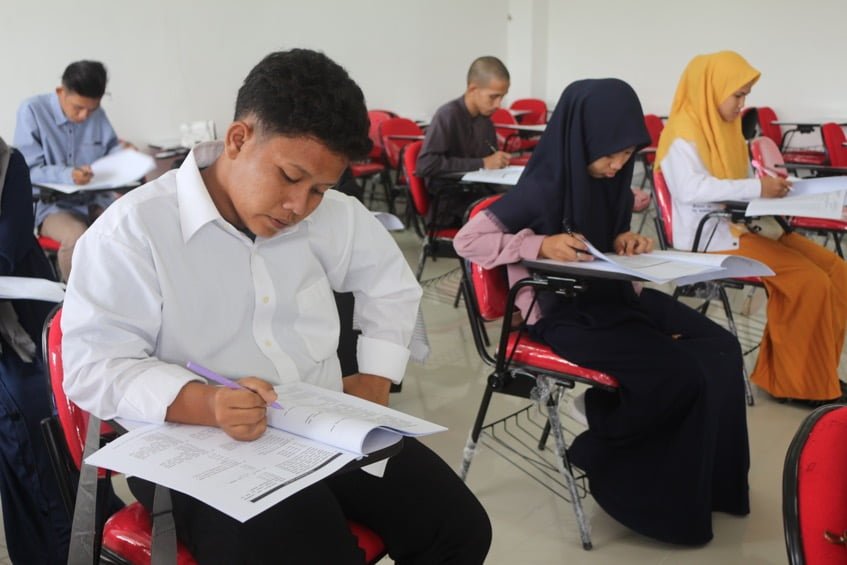 372 Calon Mahasisswa Baru Ikut Ujian Mandiri