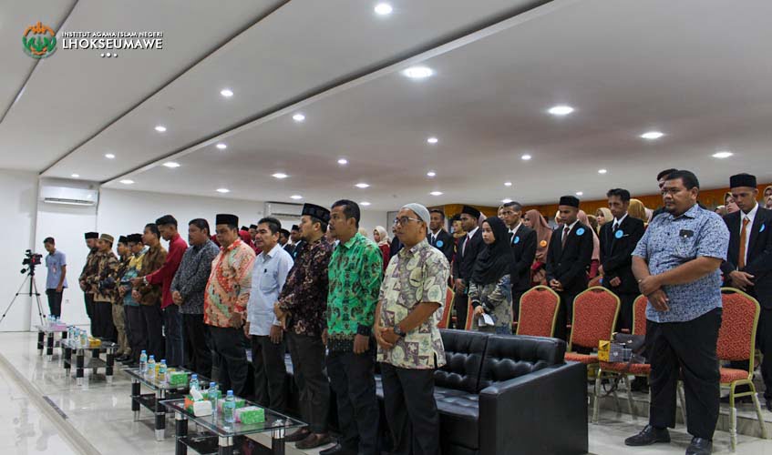 FUAD Yudisium 67 Lulusan, Dua lulusan Raih Predikat Cumlaude